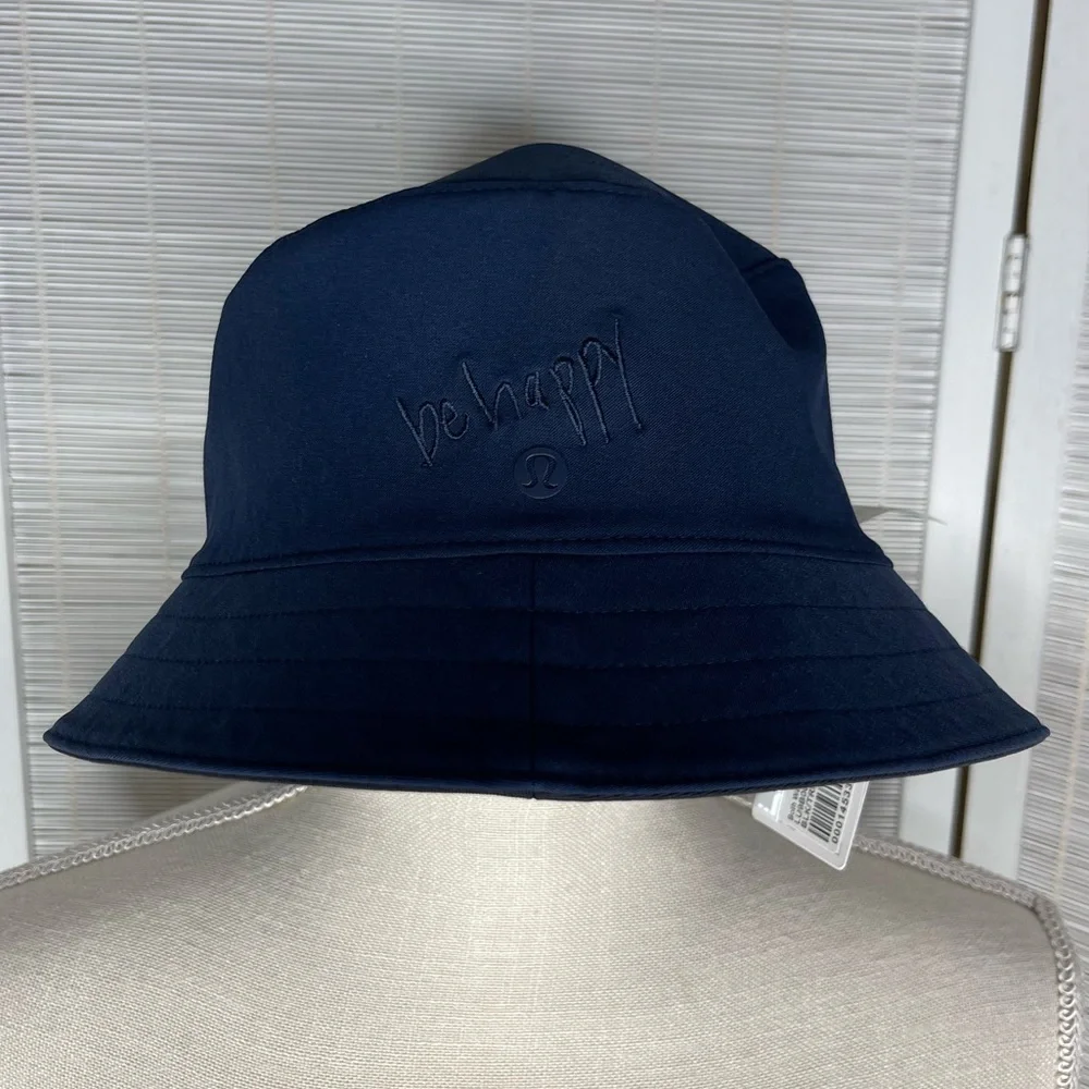 Lululemon Both Ways Reversible Bucket Hat Graphic Black Navy NWT Size S/M